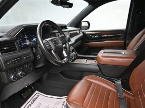 2024 GMC Yukon XL Denali Ultimate — thumbnail 12