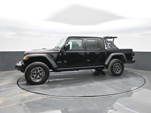 Used 2024 Jeep Gladiator Rubicon 4×4 — thumbnail 9