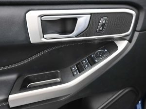 Used 2023 Ford Explorer XLT 4WD — thumbnail 18