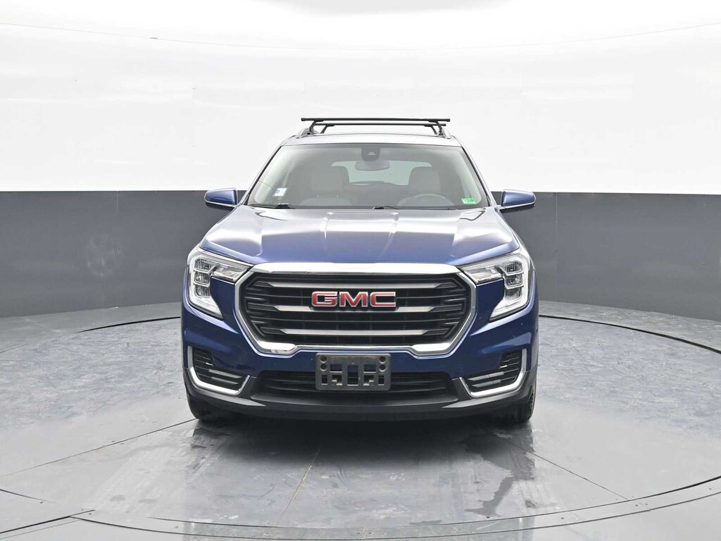 Used 2022 GMC Terrain SLE AWD — photo 1